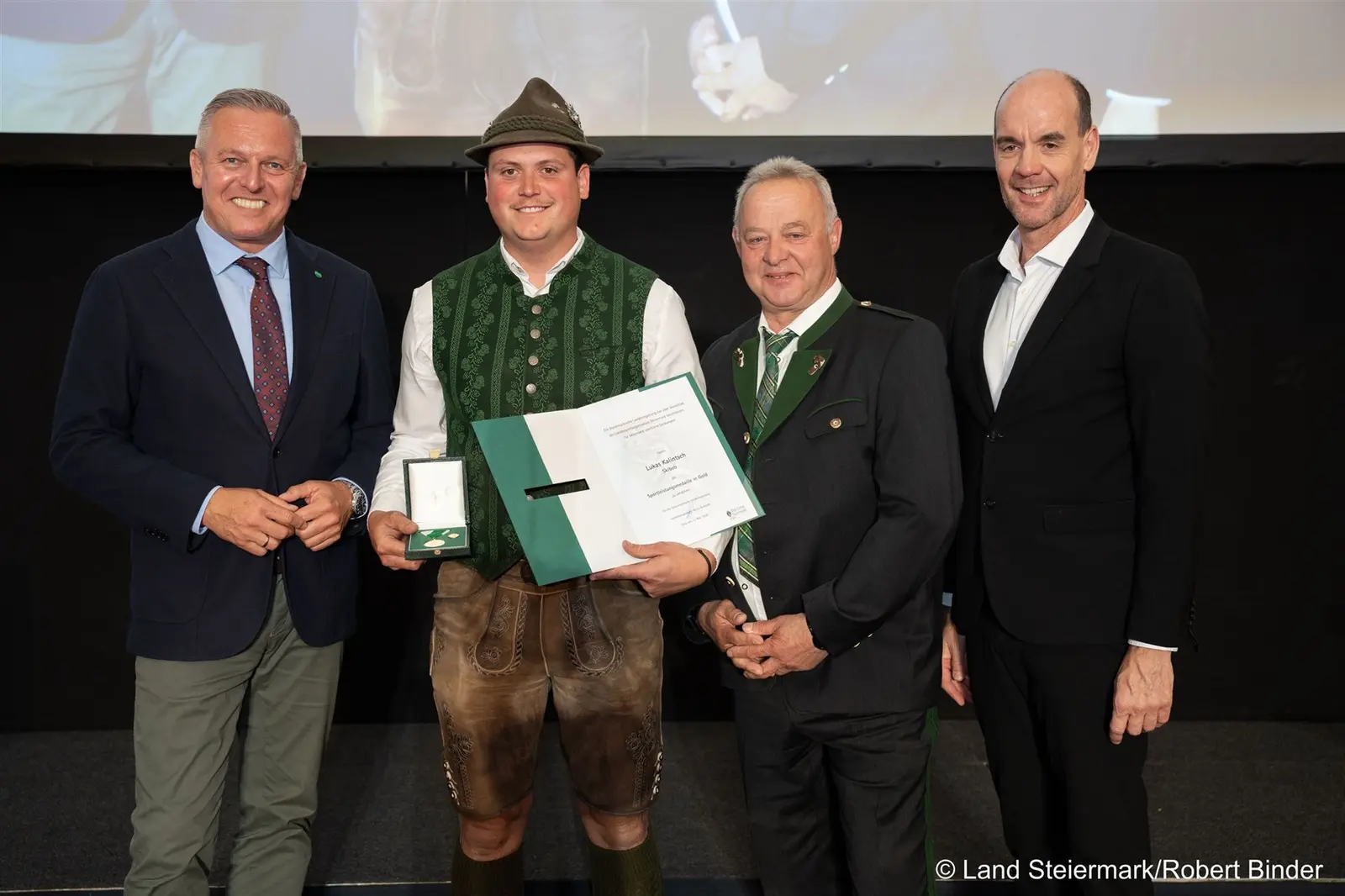 Goldener Glanz für Lukas Kalintsch – Foto 1